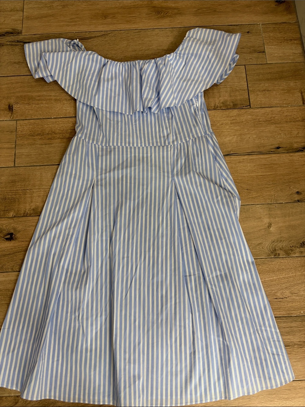 H&M Light Blue and White Striped Off-Shoulder Midi Dress